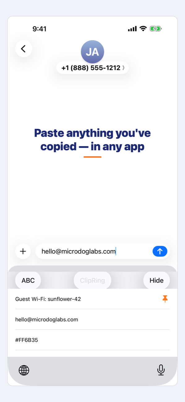 ClipRing keyboard pasting a saved clip in Messages